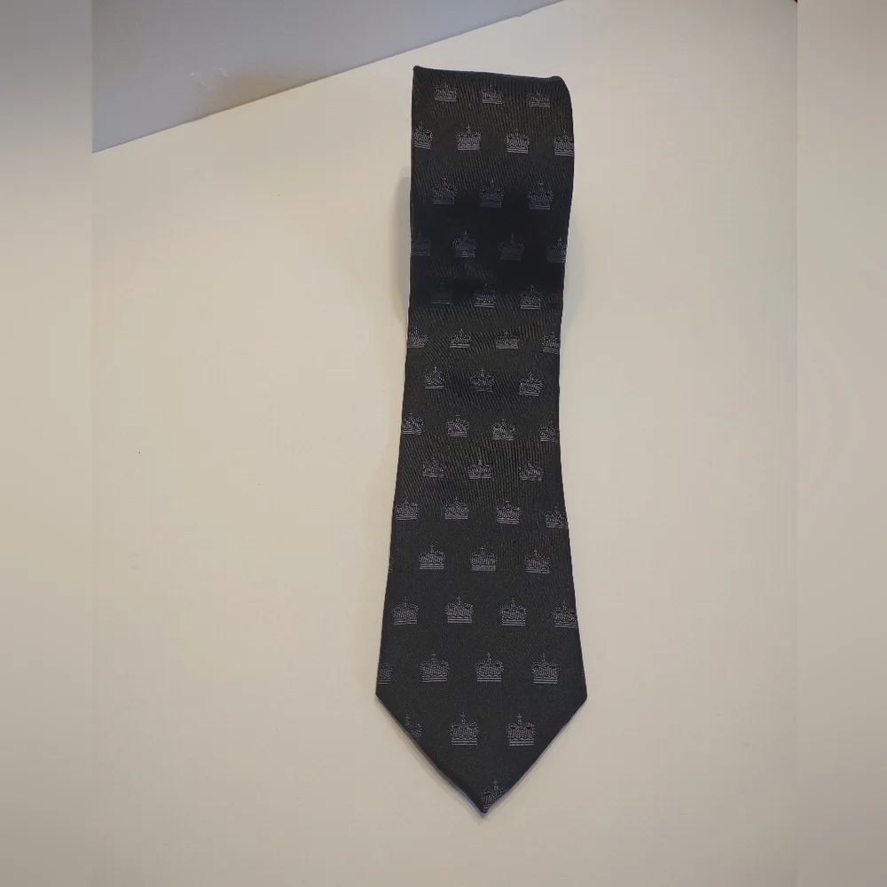 Sean John Black and Gray Royal Crown Patterned Silk Tie